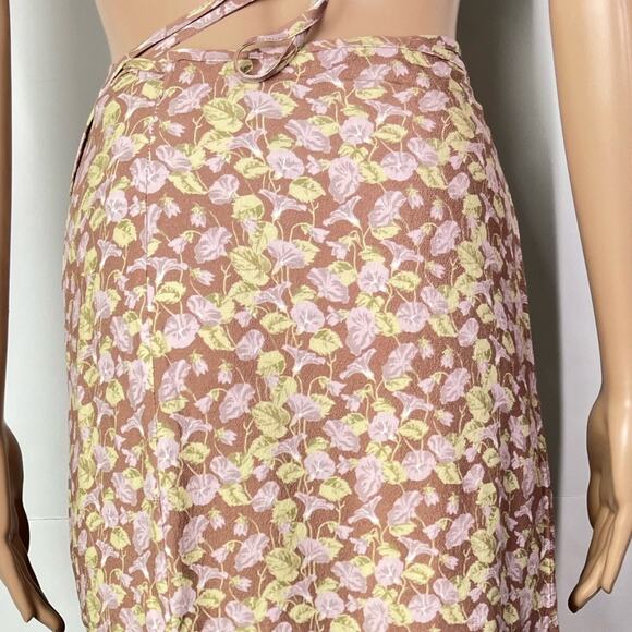 REVOLVE x Anna Nata Devin Crop Top & Lexi Midi Skirt Matching Set - Picture 9 of 13